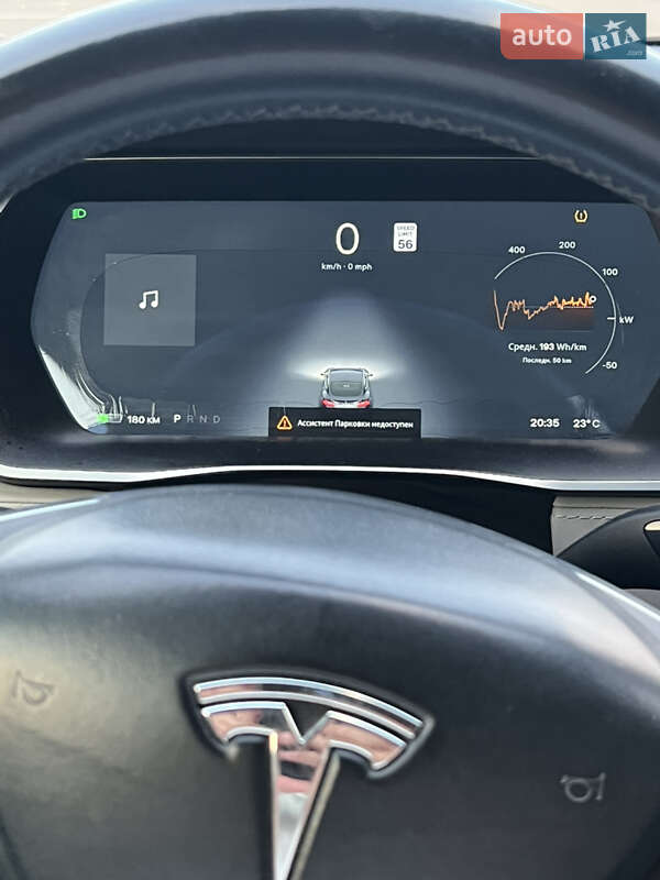 Лифтбек Tesla Model S 2016 в Львове