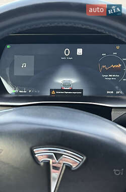 Лифтбек Tesla Model S 2016 в 