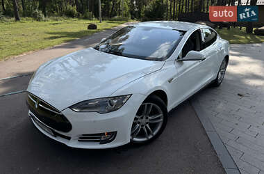 Ліфтбек Tesla Model S 2014 в Житомирі