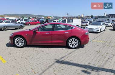 Лифтбек Tesla Model S 2016 в 