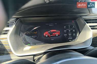 Лифтбек Tesla Model S 2016 в 