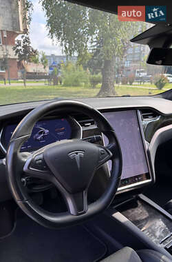 Лифтбек Tesla Model S 2018 в 