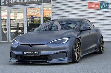 Лифтбек Tesla Model S 2022 в 