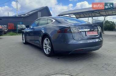 Ліфтбек Tesla Model S 2013 в 