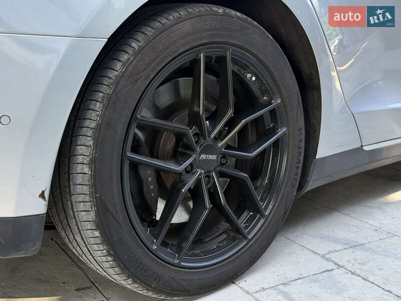 Лифтбек Tesla Model S 2014 в Ивано-Франковске