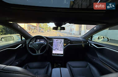 Ліфтбек Tesla Model S 2015 в 