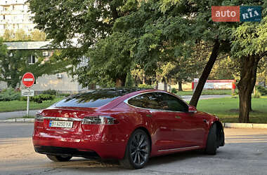 Лифтбек Tesla Model S 2017 в Кременчуге
