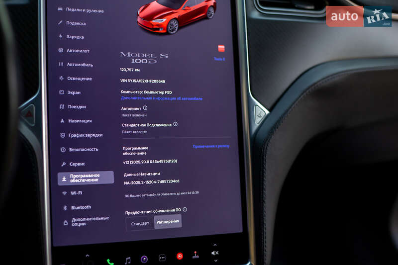 Лифтбек Tesla Model S 2017 в Кременчуге