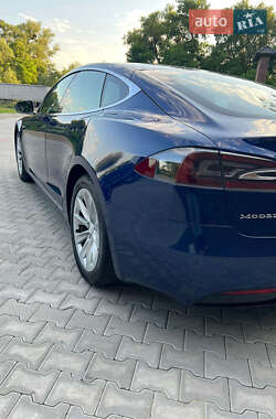 Лифтбек Tesla Model S 2018 в 