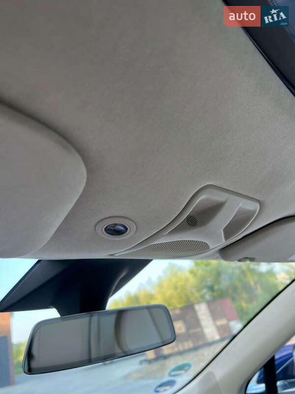 Ліфтбек Tesla Model S 2018 в Чернівцях