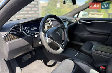 Лифтбек Tesla Model S 2017 в 