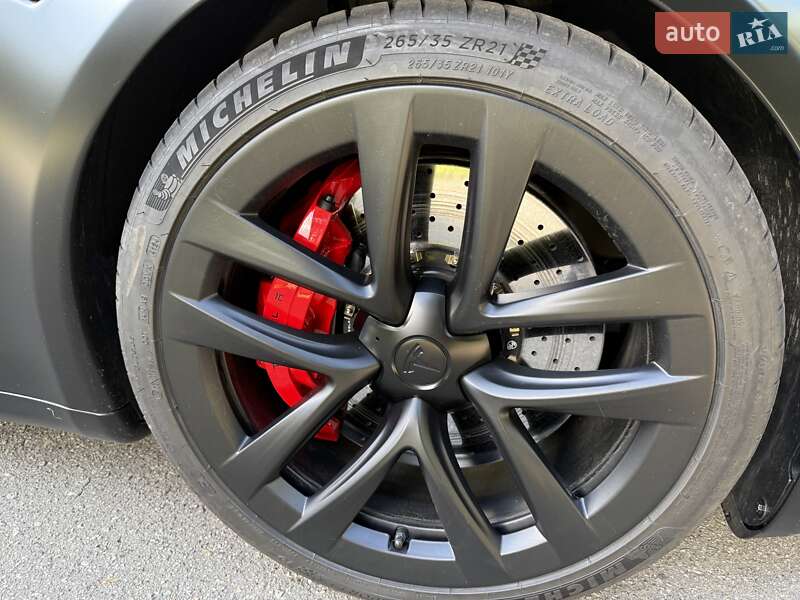 Ліфтбек Tesla Model S 2024 в Києві