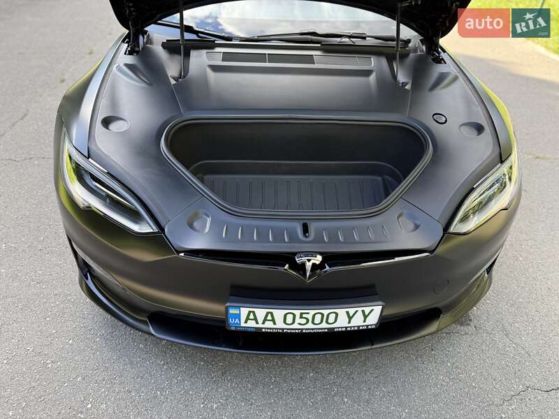Ліфтбек Tesla Model S 2024 в Києві