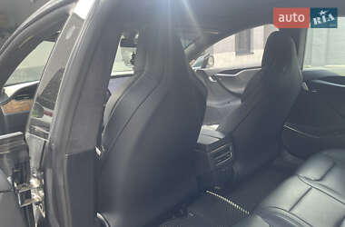 Лифтбек Tesla Model S 2019 в 