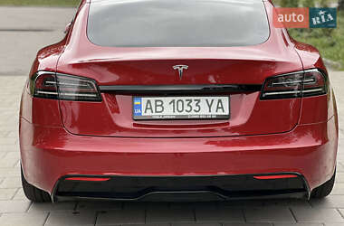 Лифтбек Tesla Model S 2022 в 