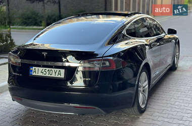 Лифтбек Tesla Model S 2012 в 