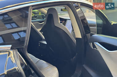 Лифтбек Tesla Model S 2012 в 