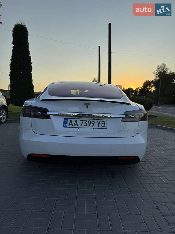 Лифтбек Tesla Model S 2020 в Каменец-Подольском фото 8 Лифтбек Tesla Model S 2020 в Каменец-Подольском