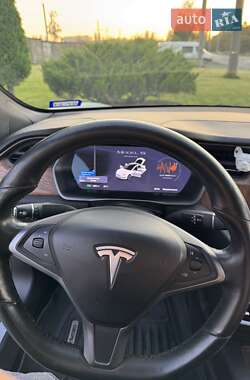 Лифтбек Tesla Model S 2020 в 