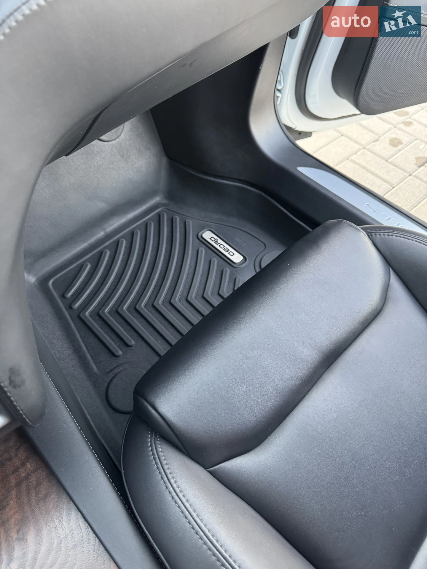 2020 Tesla Model S - мініатюра 30