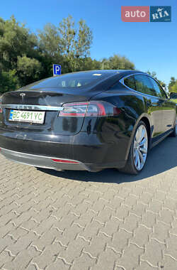 Лифтбек Tesla Model S 2013 в 
