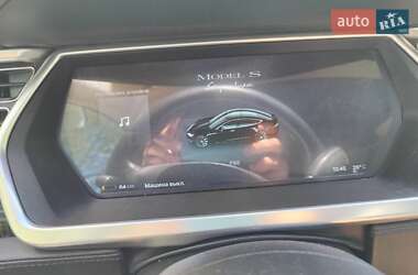Лифтбек Tesla Model S 2012 в 