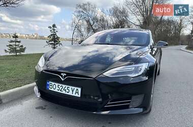 Лифтбек Tesla Model S 2017 в Тернополе