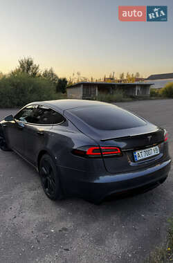 Лифтбек Tesla Model S 2022 в 