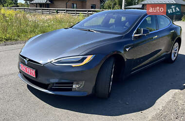 Лифтбек Tesla Model S 2018 в 