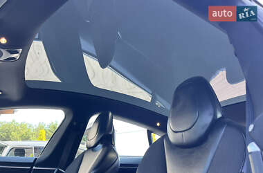 Лифтбек Tesla Model S 2018 в 