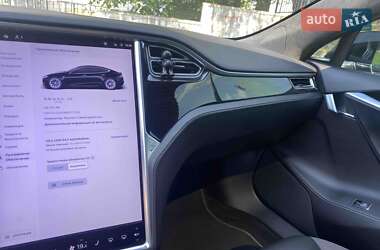 Лифтбек Tesla Model S 2016 в 