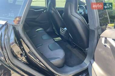 Лифтбек Tesla Model S 2016 в 