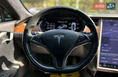 Лифтбек Tesla Model S 2019 в 