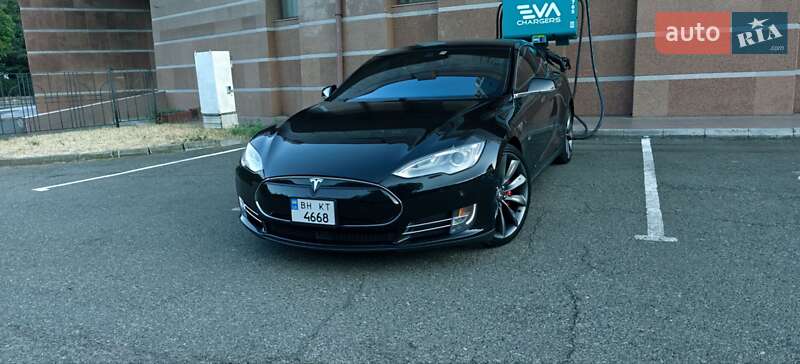 Лифтбек Tesla Model S 2014 в Одессе