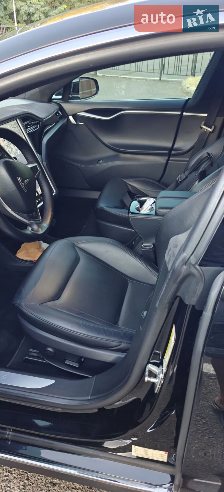 2014 Tesla Model S - мініатюра 27