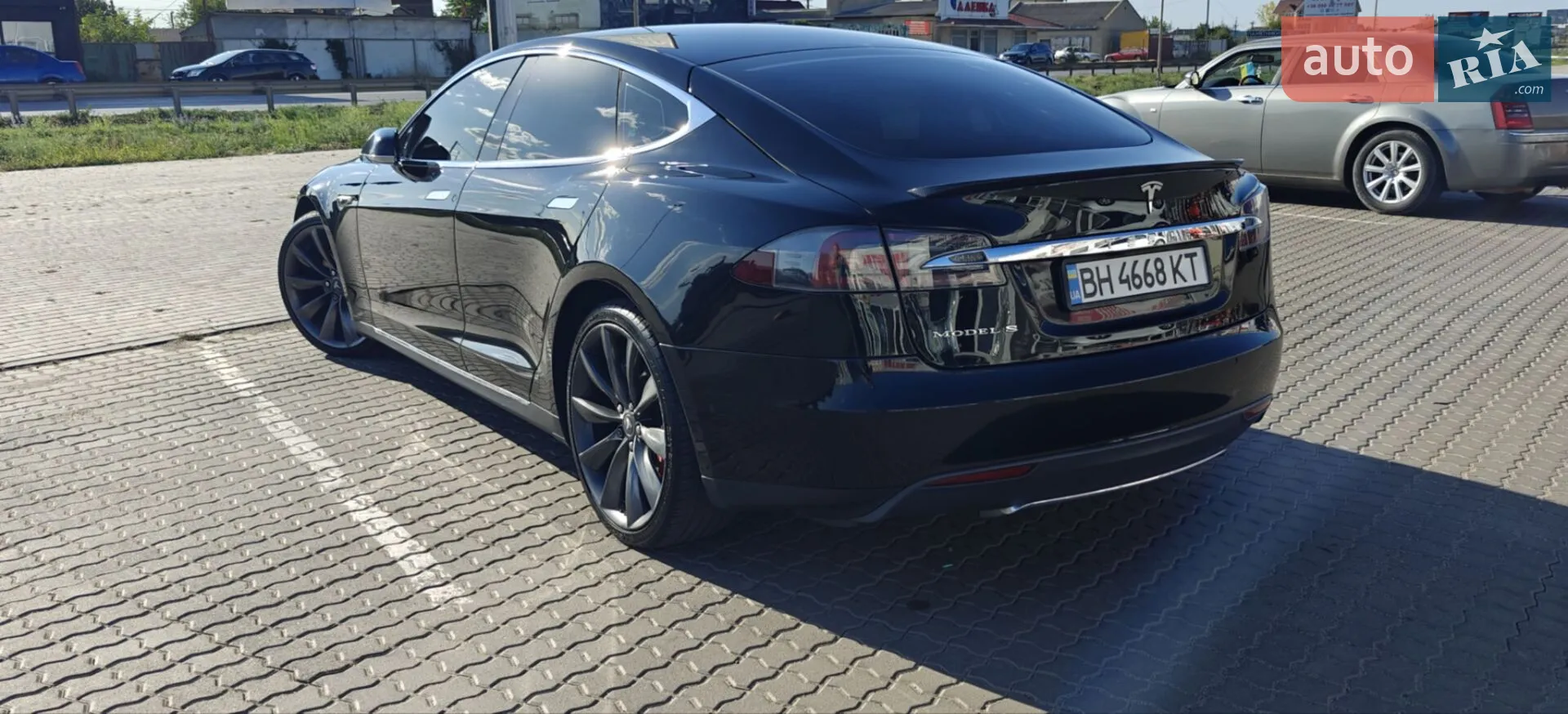 2014 Tesla Model S - мініатюра 36
