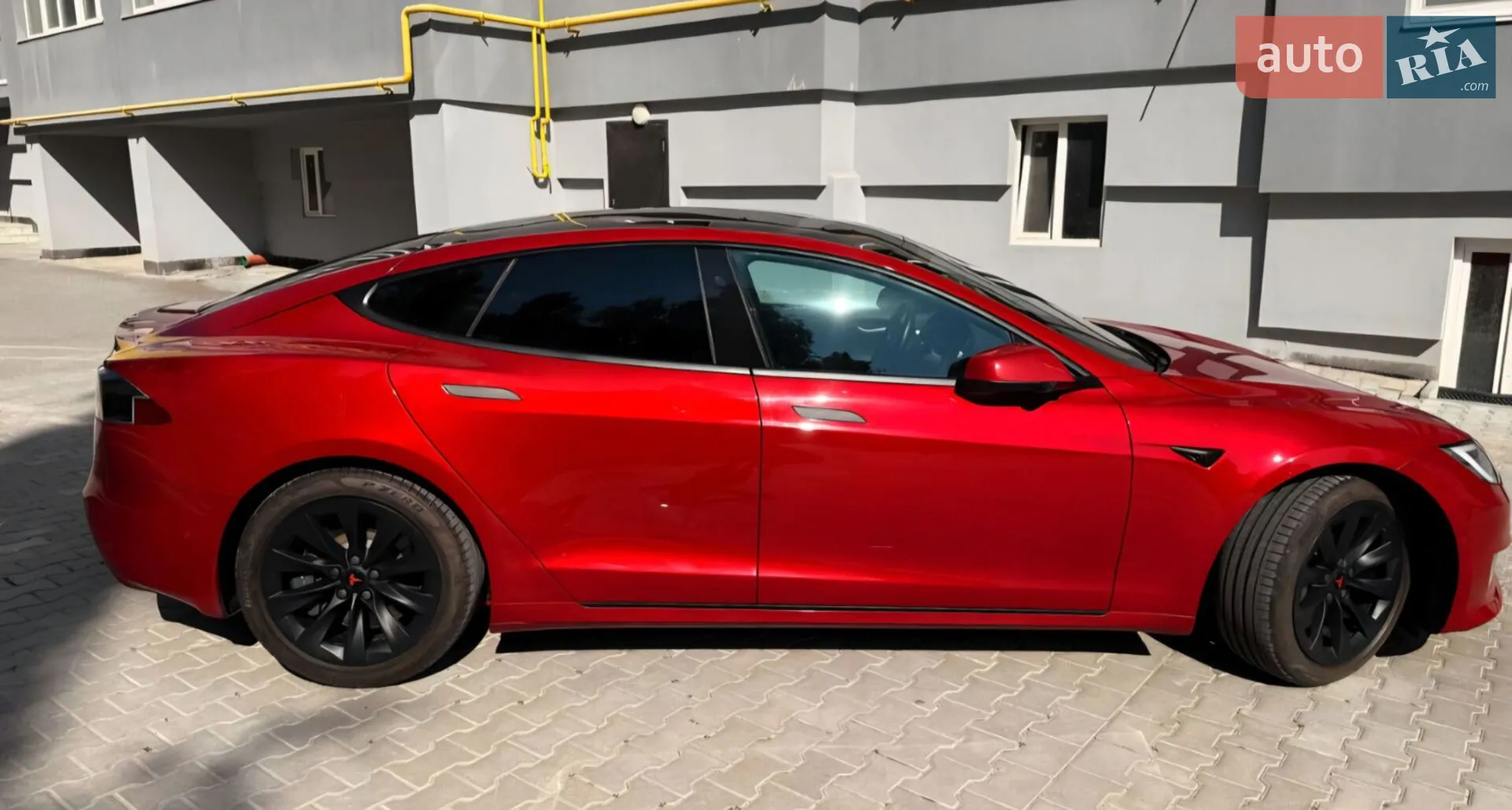 2020 Tesla Model S - мініатюра 23