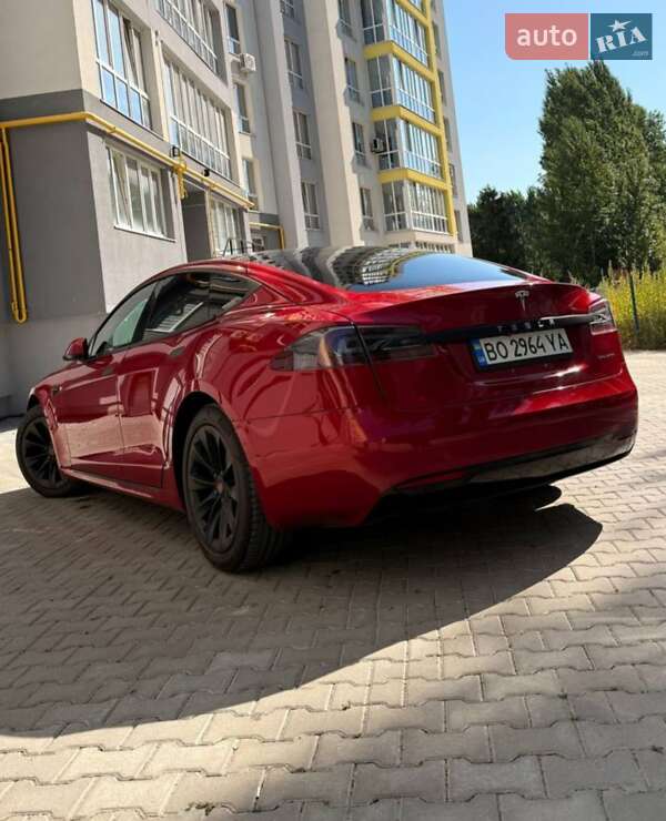 Лифтбек Tesla Model S 2020 в Тернополе