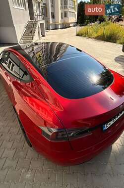 Лифтбек Tesla Model S 2020 в 