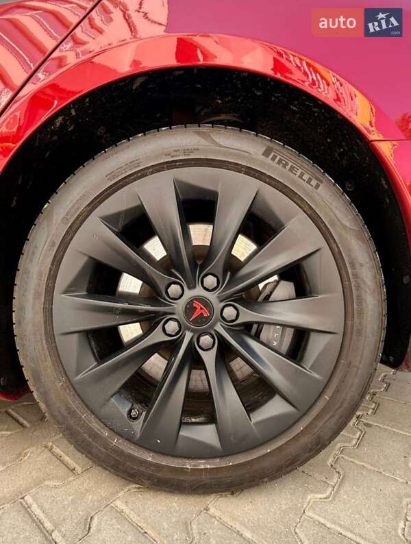 Лифтбек Tesla Model S 2020 в Тернополе