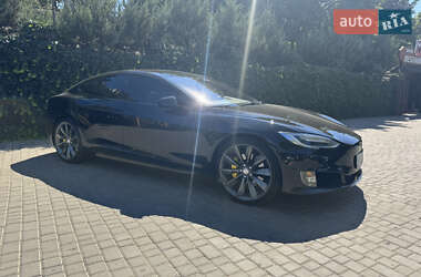 Лифтбек Tesla Model S 2017 в 