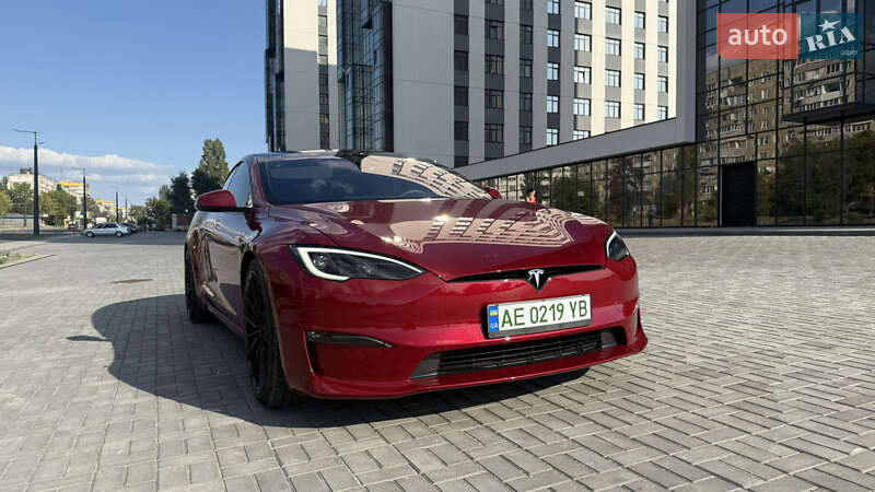 Лифтбек Tesla Model S 2023 в Днепре