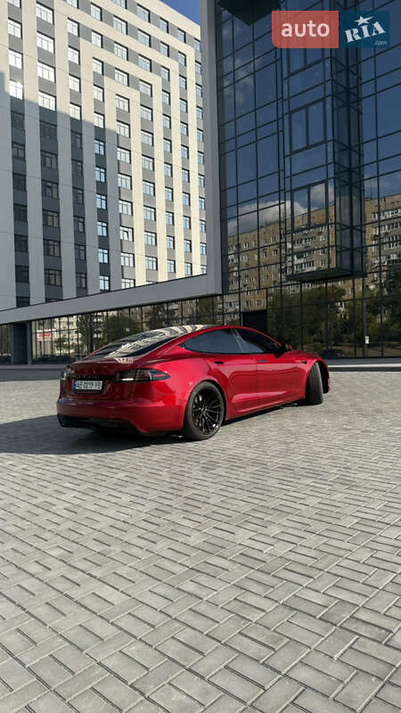 Лифтбек Tesla Model S 2023 в Днепре