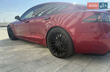 Лифтбек Tesla Model S 2023 в 