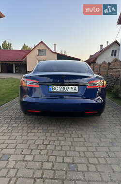 Лифтбек Tesla Model S 2017 в 