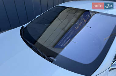 Лифтбек Tesla Model S 2016 в 