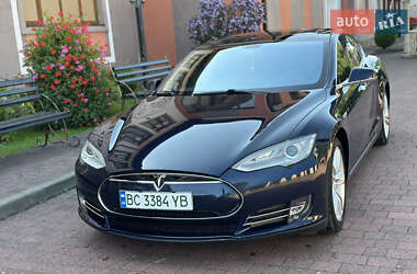 Лифтбек Tesla Model S 2013 в 