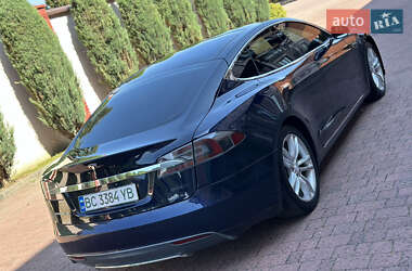 Лифтбек Tesla Model S 2013 в 