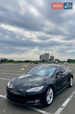 Ліфтбек Tesla Model S 2013 в Києві