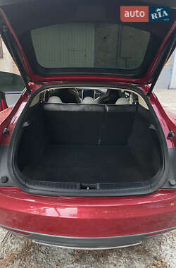 Лифтбек Tesla Model S 2013 в 